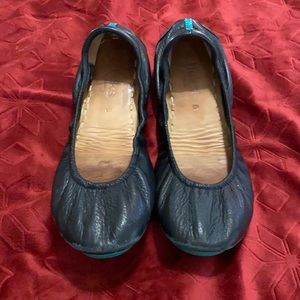 Tieks Size 8 black